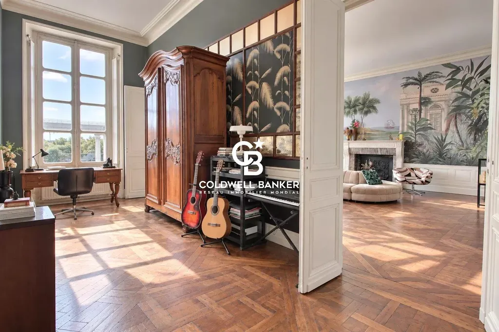 Appartement à vendre Bordeaux - 182 m² de caractère avec balcon et vue sur la Garonne