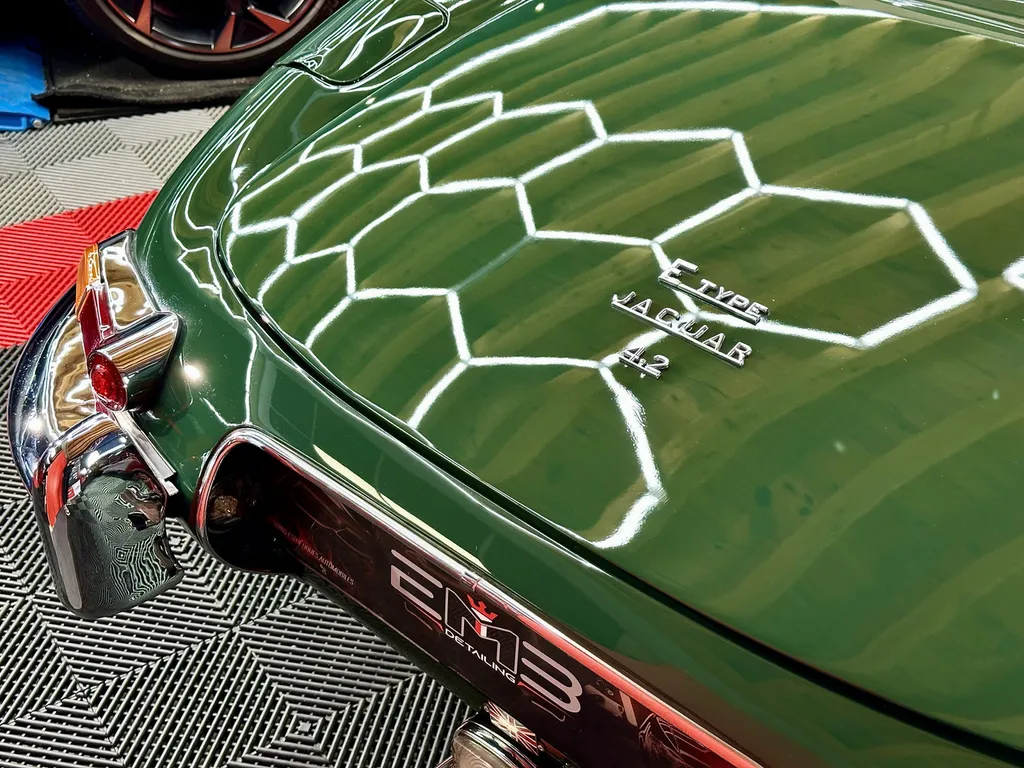 Detailing auto ouest lyonnais proche Limonest spécialisé Jaguar