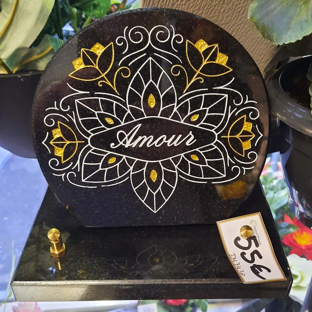 Saint Valentin Plaques funéraires en granit avec message amour pompes funèbres Pinault Rillieux
