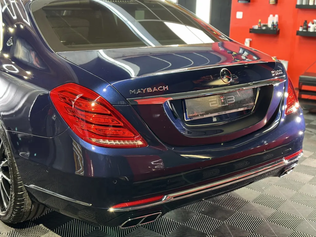 polissage carrosserie DETAILING traitement céramique lyon Mercedes Maybach