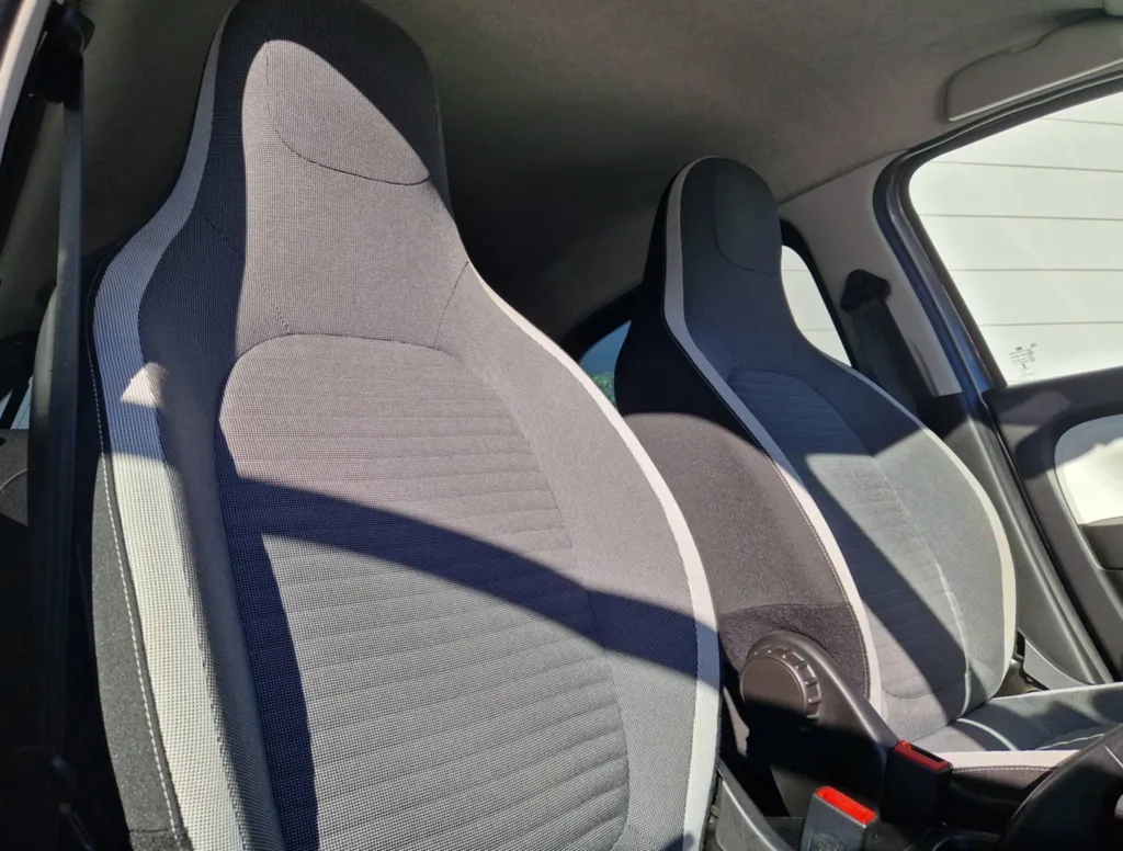 RENAULY TWINGO III TCE 90 INTENS OCCASION  FAIBLE KILOMETRAGE PROCHE DE TOULOUSE EN OCCITANIE