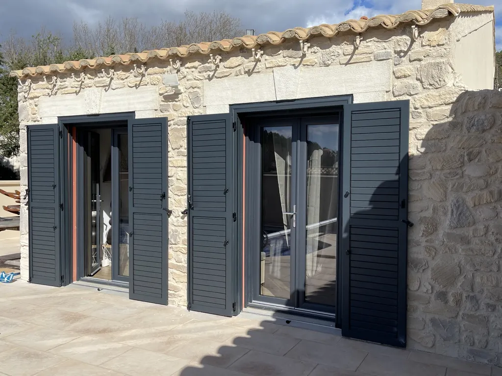 Rénovation et Finition Pierre taillée sur la maison et ses annexes à Villesèque des Corbières proche de Narbonne