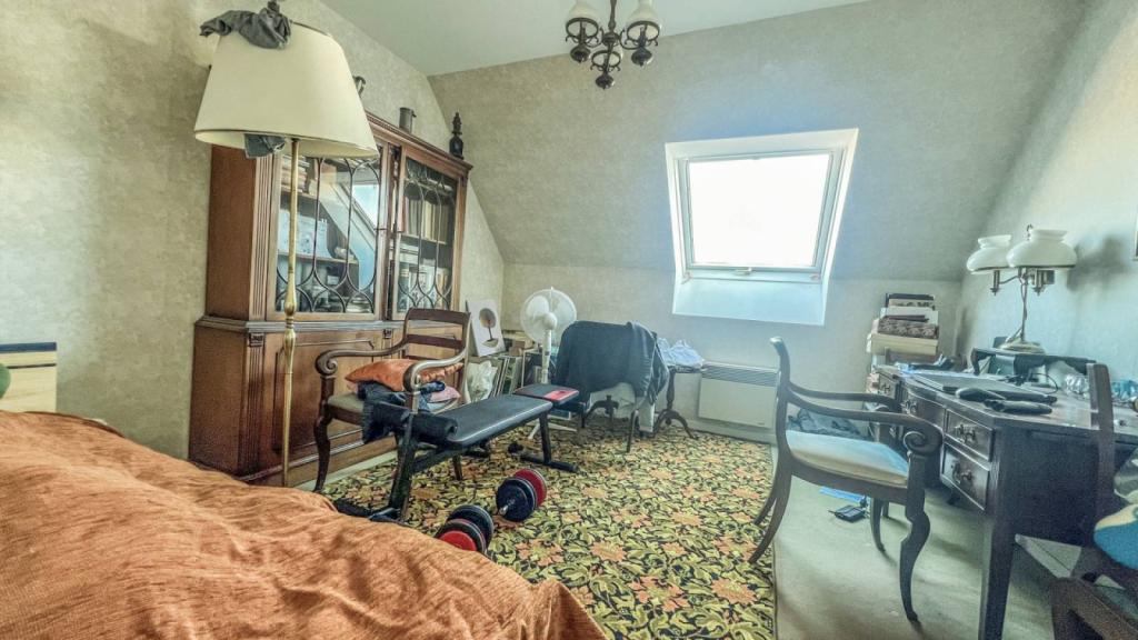 T4 de 105 m2 avec terrasse, parking couvert et cave à ROUEN