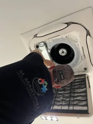 maintenance sur climatisation midea à mandelieu la napoule 