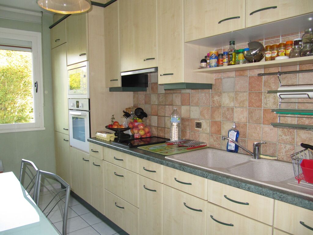 Normandie Lisieux appartement avec ascenseur F3