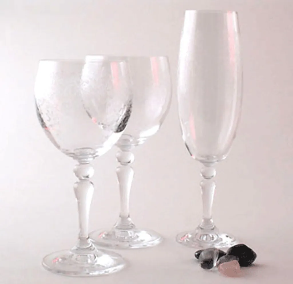 Location de verres à vin de réception en cristal pour un événement privé à Saint Tropez dans le Var