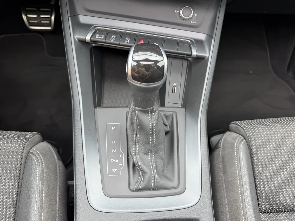 Audi Q3 d'occasion proche de Le Havre : découvrez ce SUV premium S Line chez Caudebec Automobiles