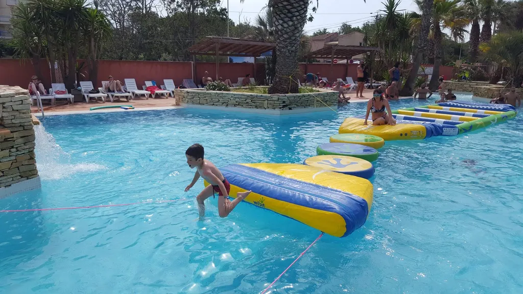 location familiale en camping proche de la mer dans l'Hérault