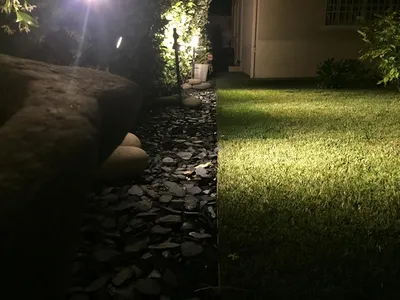 Éclairage d'un petit jardin avec piscine à Avignon