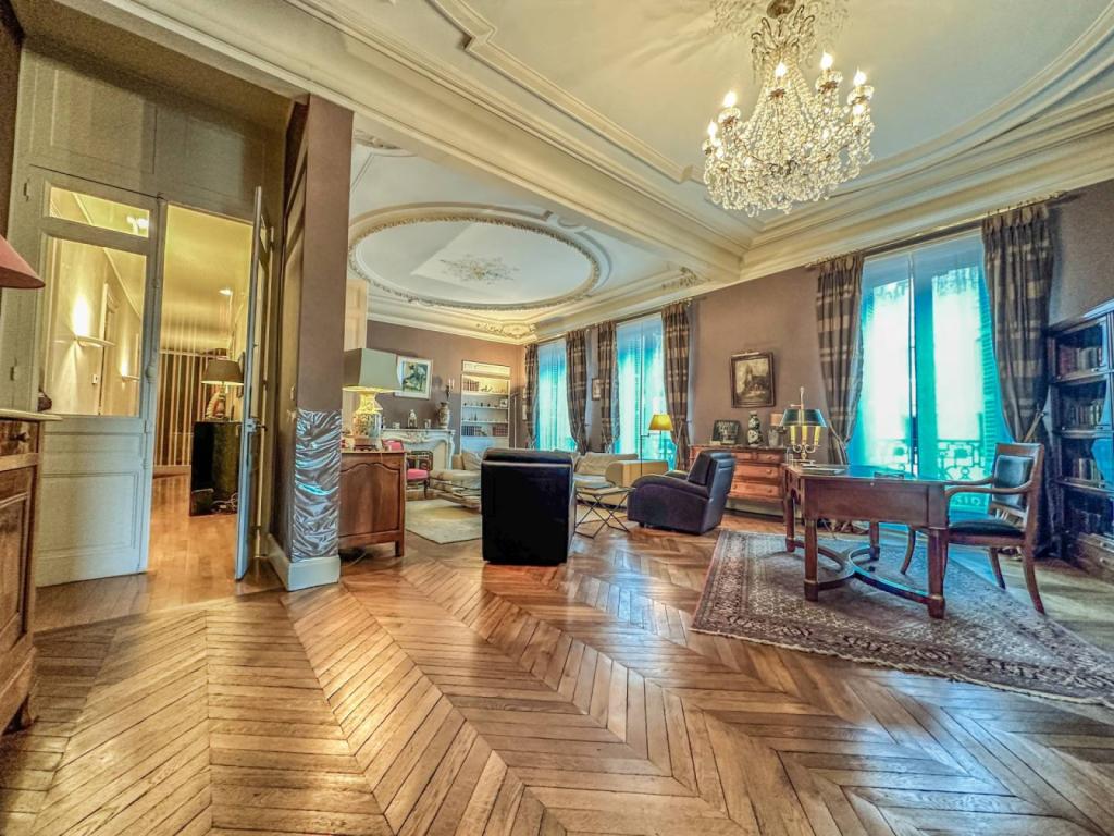  jourdainneaktion-agence-immobiliere-rouen-achat-vente-location-syndic-estimation-annonces-dpe-haussmannien-F5