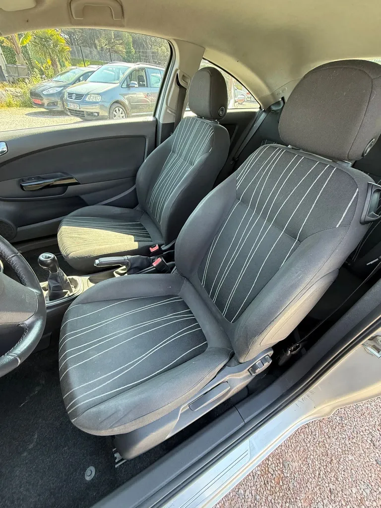 OPEL CORSA 1.3 CDTI 75CV édition 111 
3 Portes 