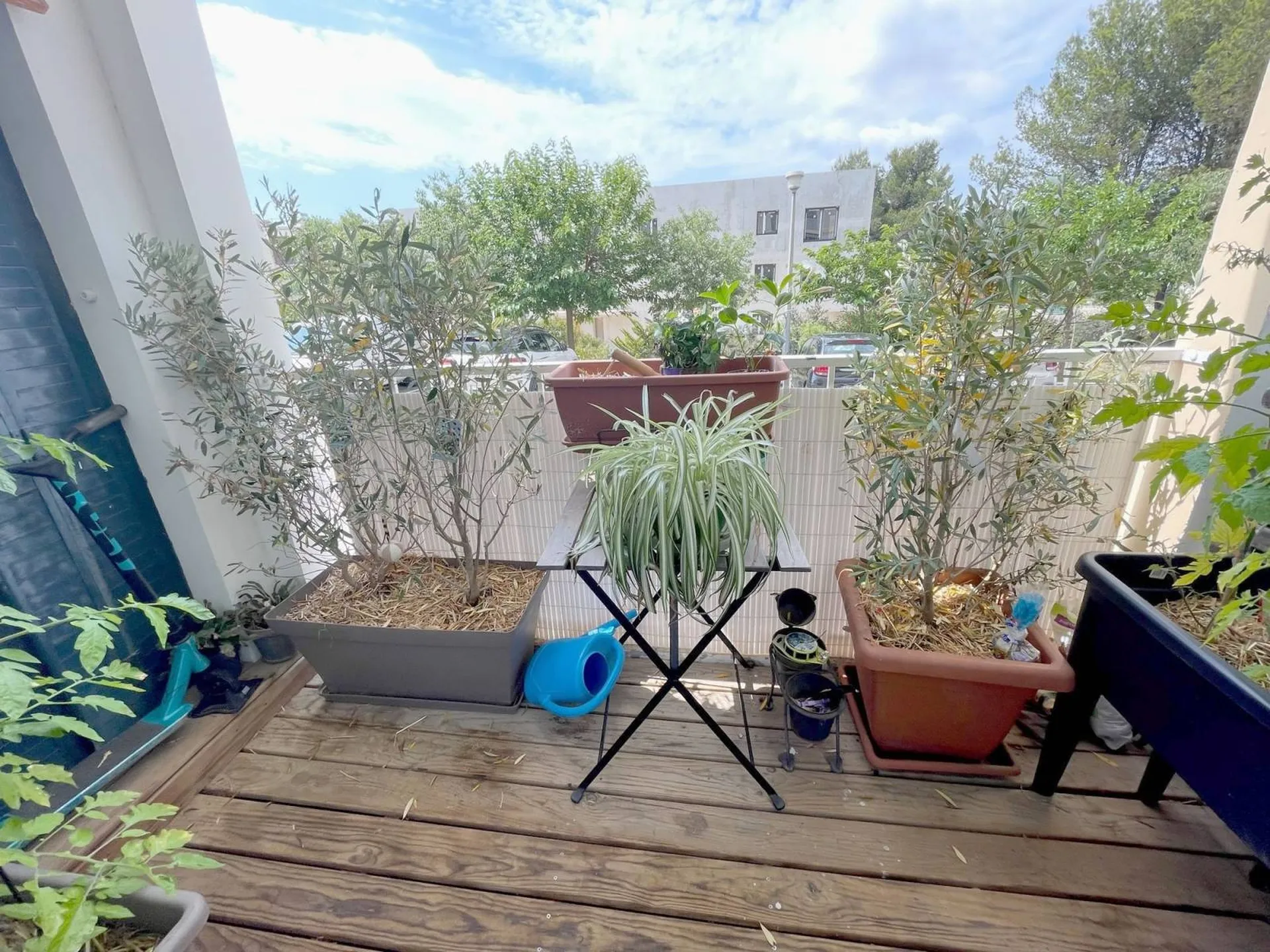 Vente appartement Roquefort La Bédoule au calme  prestations de grande qualité Roquefort la Bedoule proche commerces et écoles 