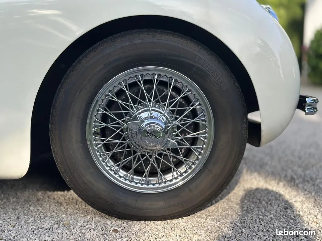 VENTE JAGUAR XK 120 OTS LHD/ÉTAT EXCEPTIONNEL/HISTORIQUE COMPLET/MATCHING NUMBER/29850km