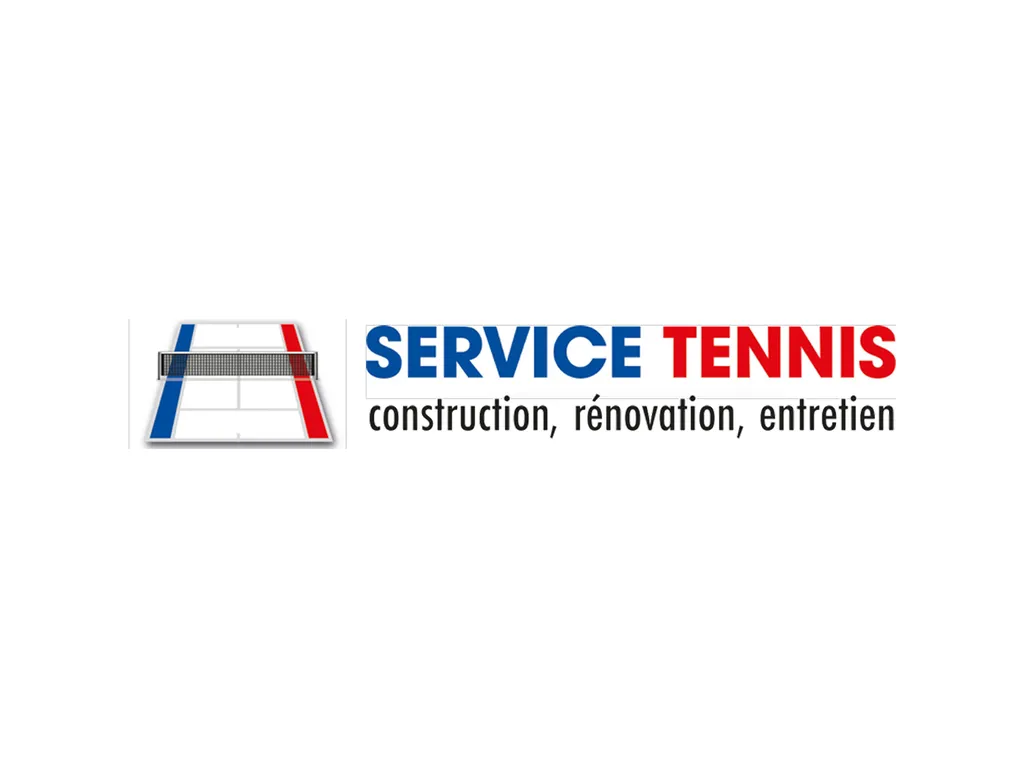 Construction de terrain padel haut de gamme Nice : poser un vitrage de qualité pour club de sport de luxe en zone urbaine.