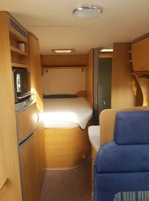 eura mobil P672 avec four à grans 13450