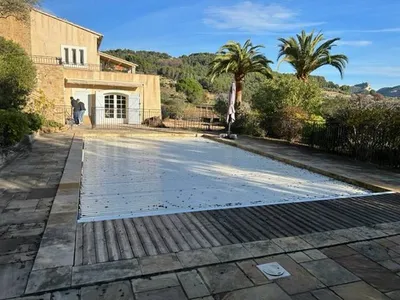 Piscine au Beausset