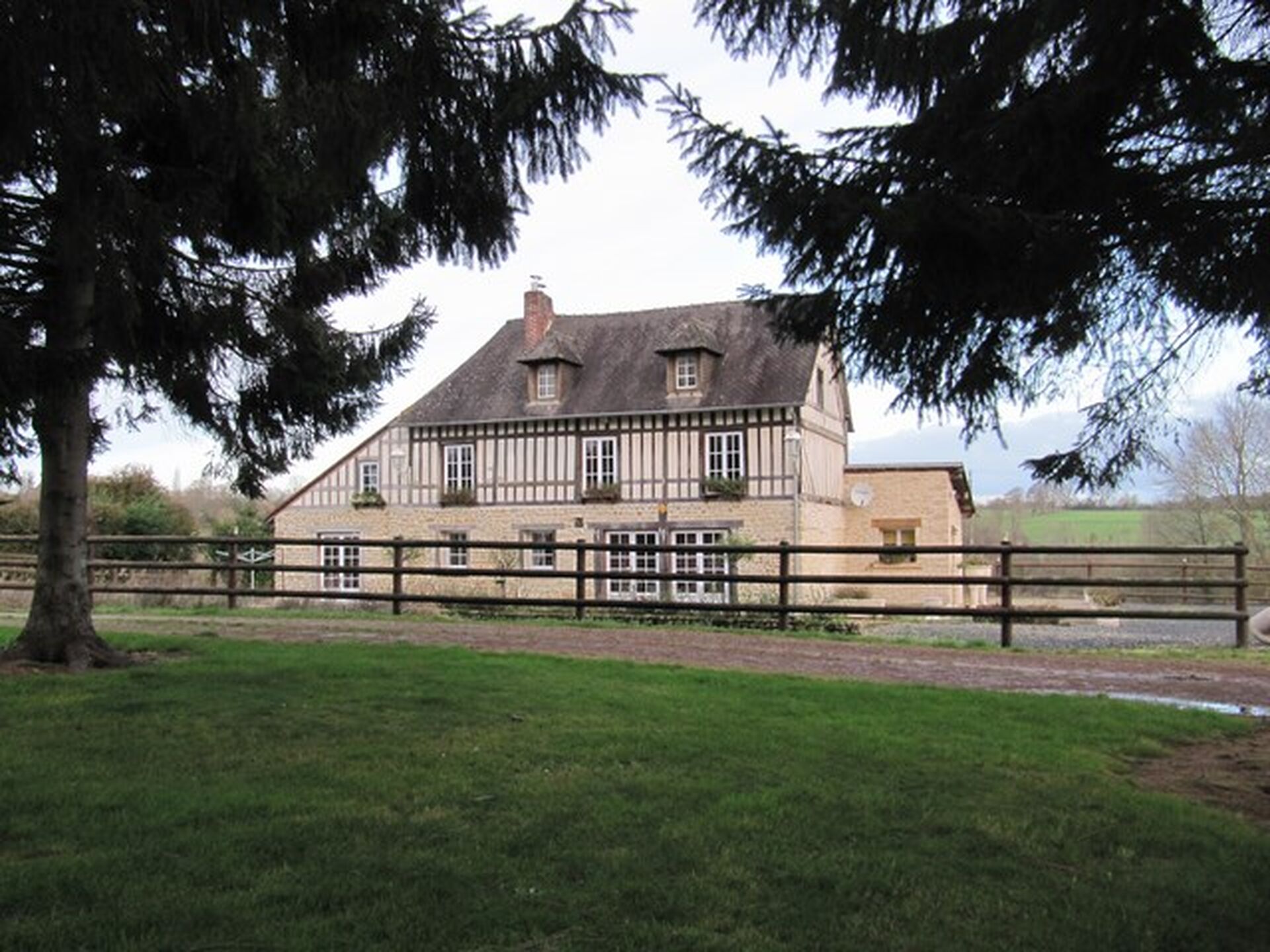 PROPRIETE EQUESTRE A VENDRE, AGENCE IMMOBILIERE TERRES ET DEMEURES DE NORMANDIE DE LISIEUX, CALVADOS 14