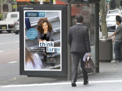 IAE Campagne d'affichage Abribus