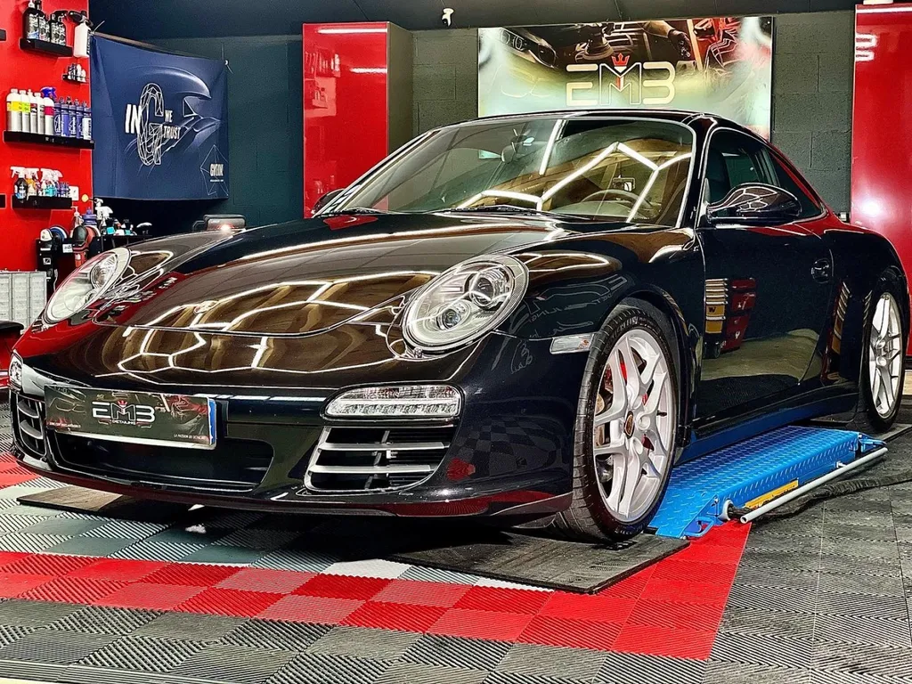 Traitement céramique Porsche 997 4S à Lyon
