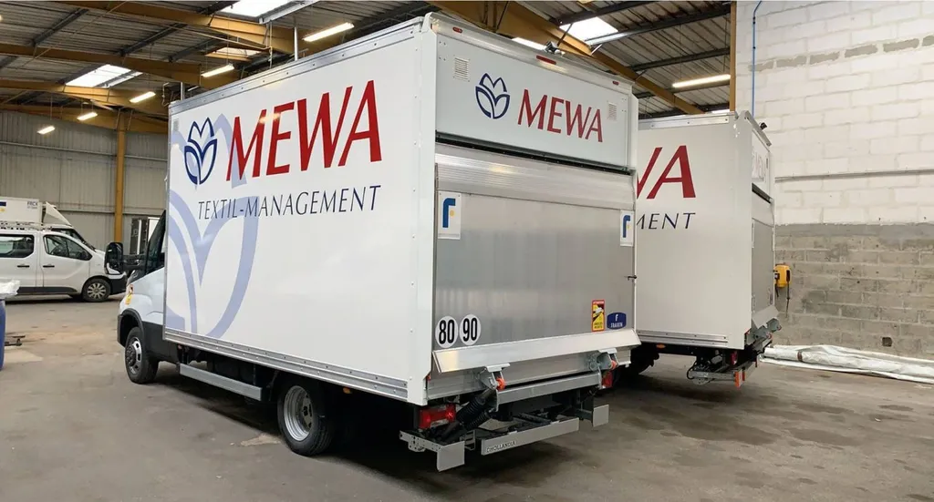 marquage véhicule logo société