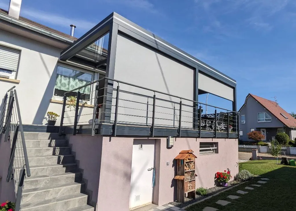 PERGOLA TITAN STORE ZIP 