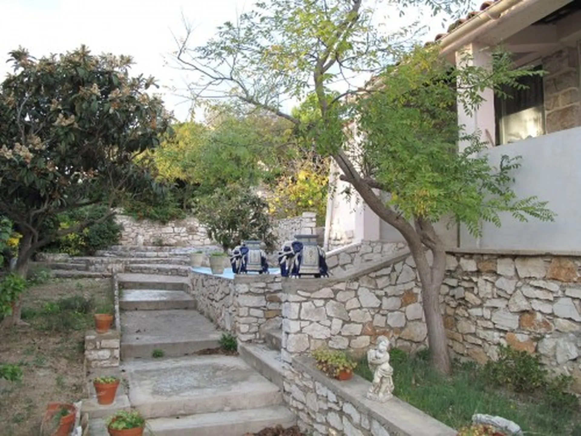 A vendre maison 4 Cassis beaucoup de potentiel ! 