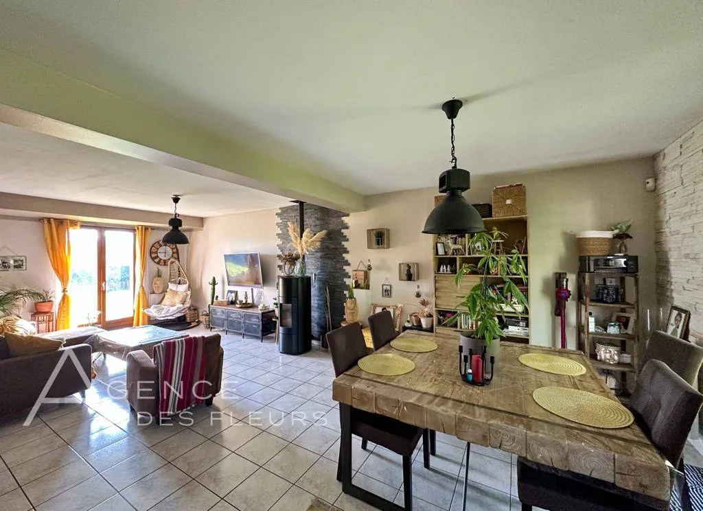 pavillon avec garage 76410