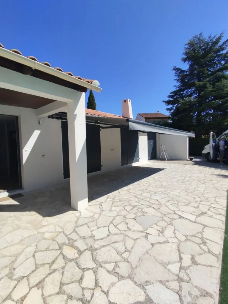 Pose de store coffre sur-mesure