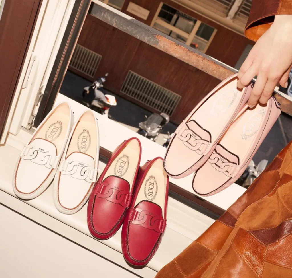 La nouvelle collection Tod's pour femme automne-hiver 2020 le savoir faire italien.