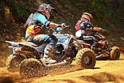 Vente de pneus pour des quads homologué route et non homologués à la Farlède Var