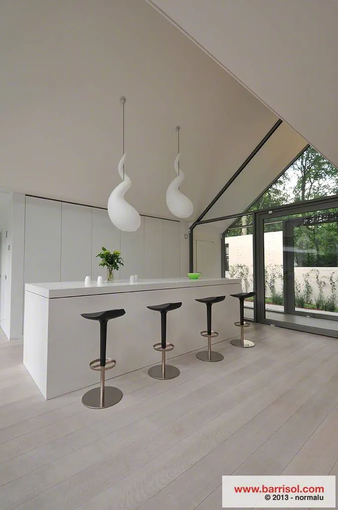 Résoudre les problèmes acoustiques grâce au plafond tendu micro-perforé by Plafonds Tendus Occitans Toulouse