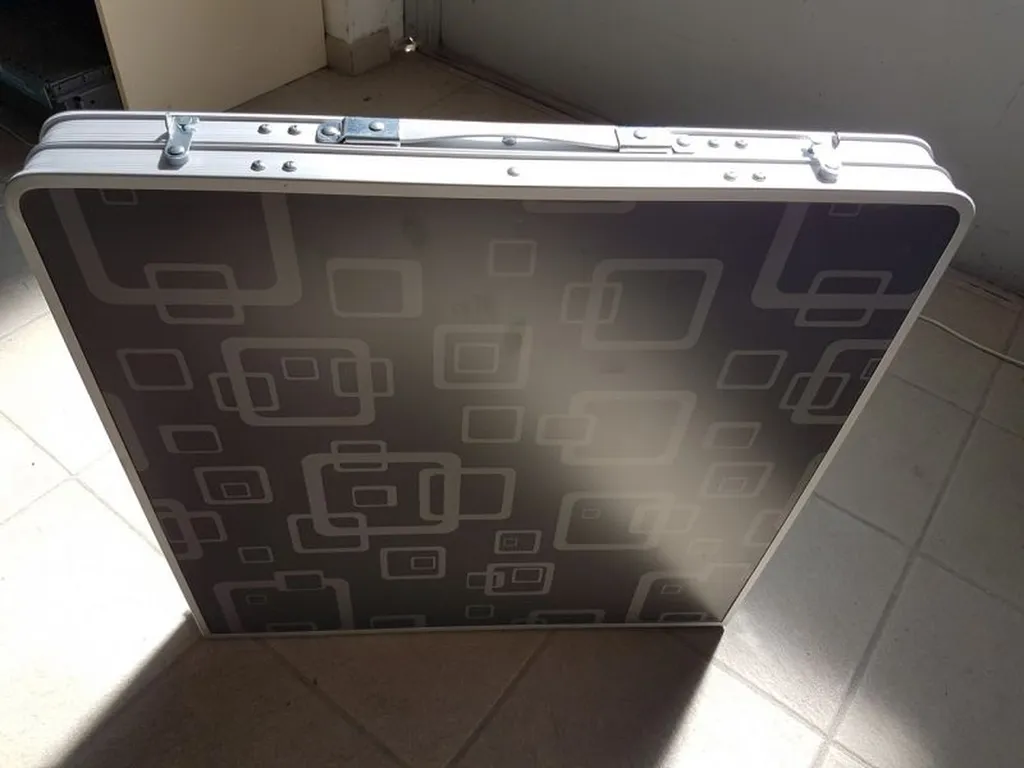 table valise dans les bouches du rhone