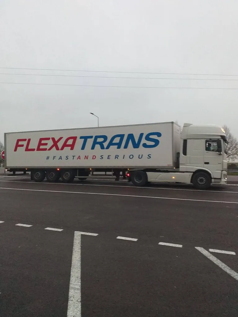 Flexatrans transporteur de marchandises à l'international