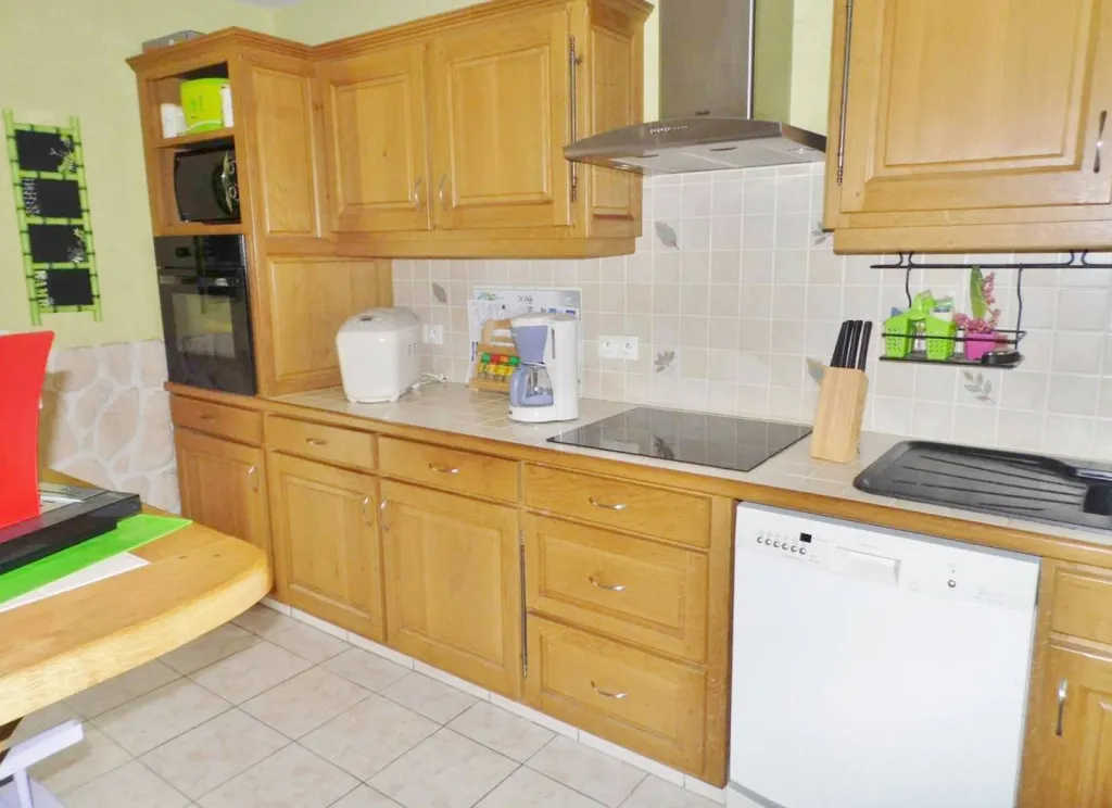 Chercher à acheter maison ancienne proche commerces et écoles proche st pierre des fleurs 27