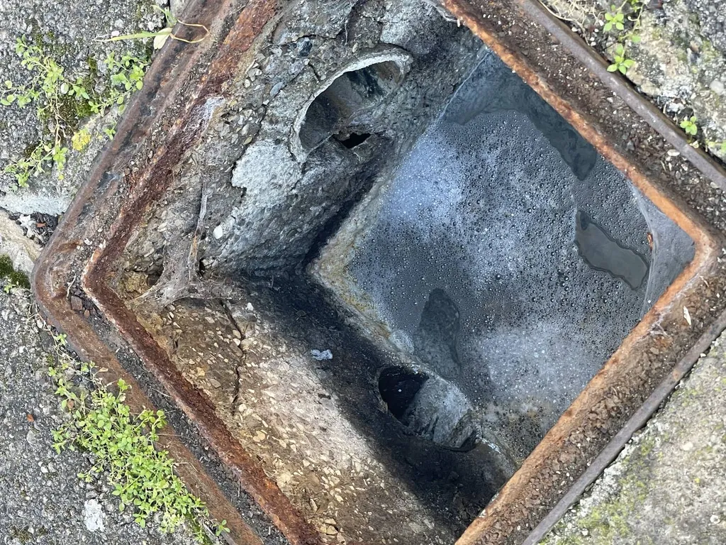 Curage et fraisage canalisations pour entretien dans maison individuelle ou immeuble ou hotel à l'Isle sur la sorgue 84