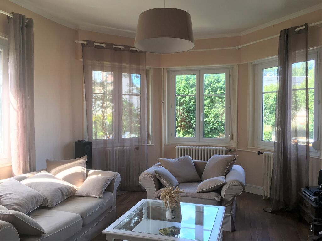 Vend Charmante maison dans la region de Cabourg