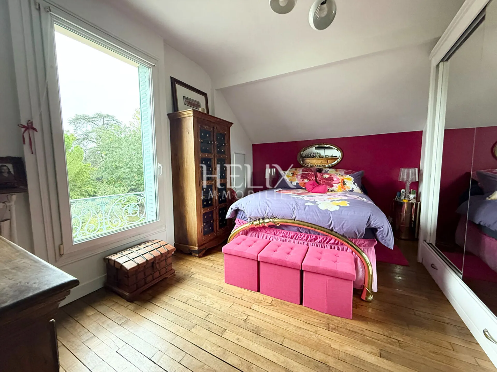 Chatou située sur les bords de seine une maison de caractère d'environ 125 M²