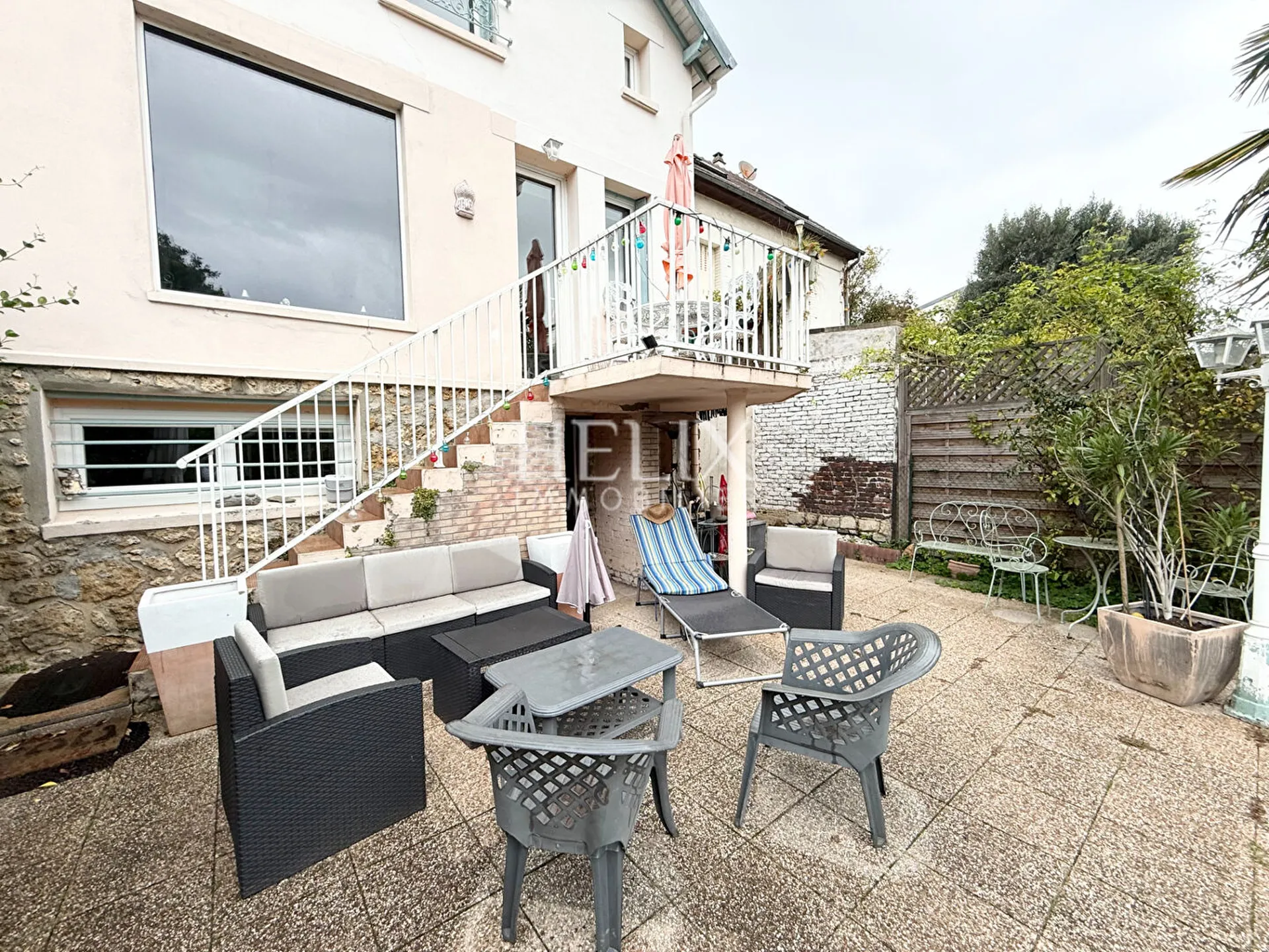 Chatou située sur les bords de seine une maison de caractère d'environ 125 M²