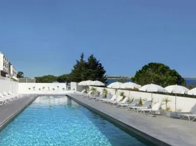 Couloir de nage EXCLUSIV par Aquarev'Piscines à Mane 04300 et Vinon sur Verdon 83560