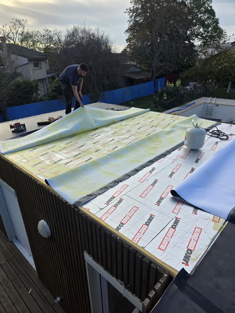 Rénover un toit terrasse en EPDM à Carnoux-en-Provence sur résidence secondaire