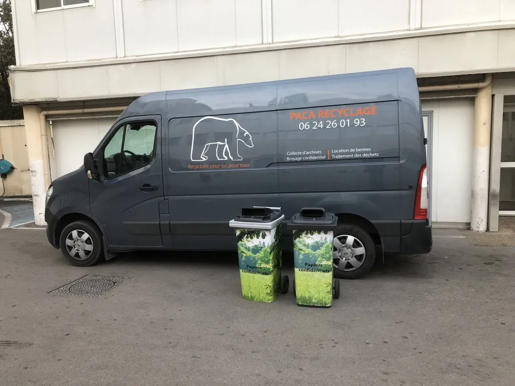 Collecte et tri sélectif pour les entreprises vers Rousset et ses alentours dans le 13
