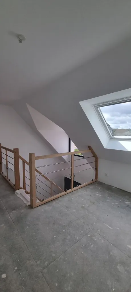 Livraison d'un pavillon neuf en peinture finition velours projetée au pistolet airless entre Pacy sur eure et Evreux.
