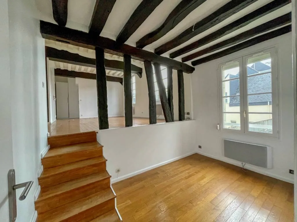 petit salon charmant en colombage 