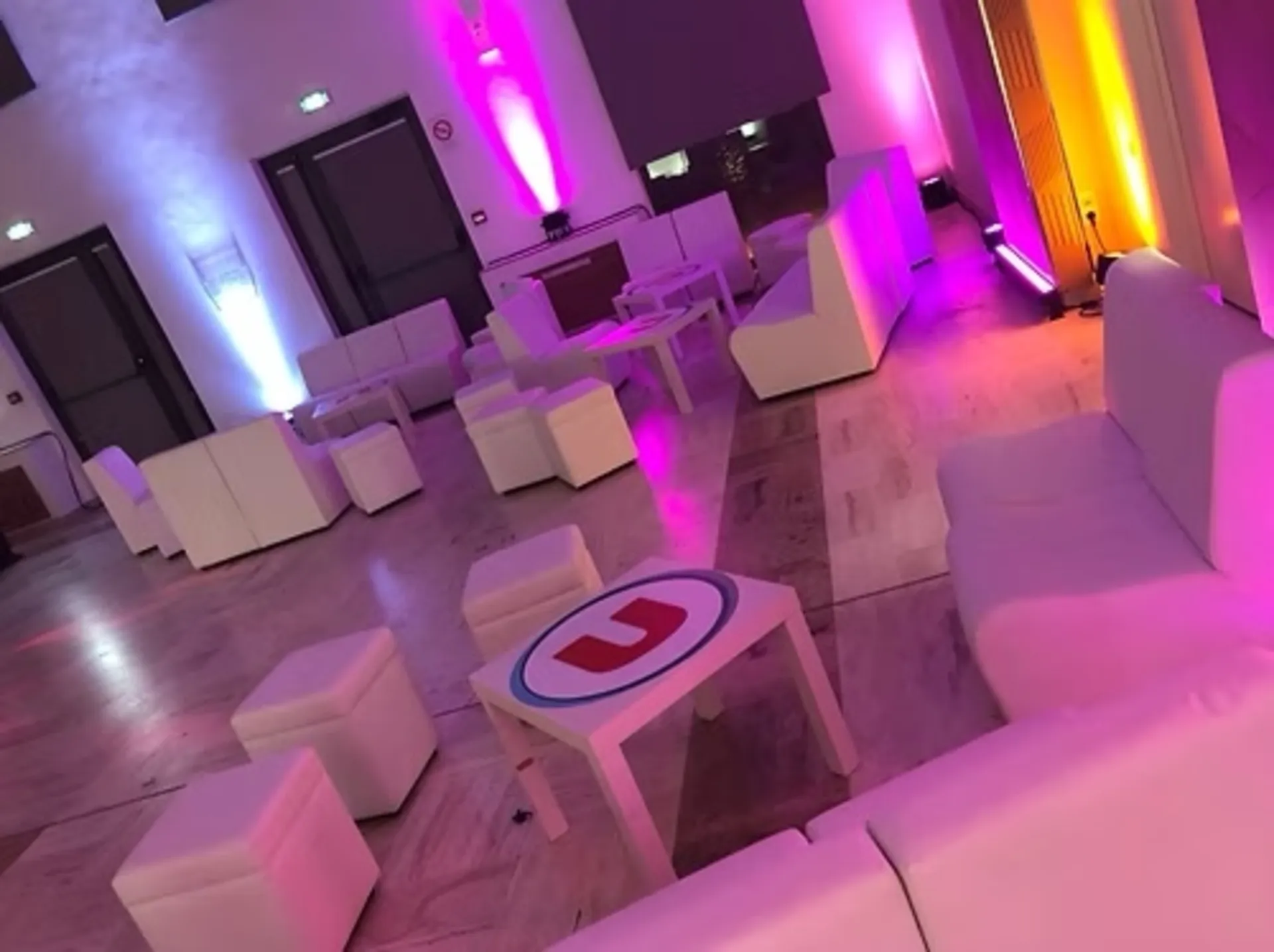 POUF BLANC LOUNGE 45X45 CM