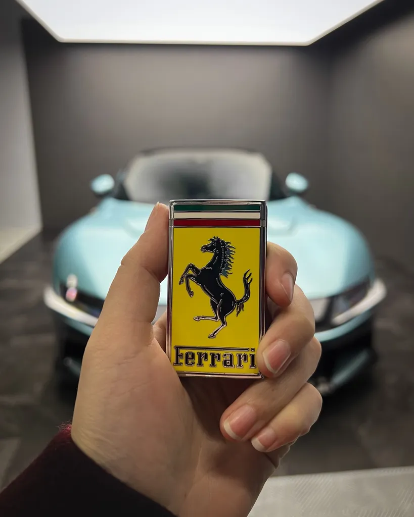 Protégez votre Ferrari 12 Cilindri avec la pose de film PPF chez DSP Service à Le Mans.