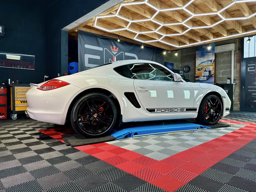 Detailing spécialiste Porsche PPF et traitement céramique sur Vaugneray proche Ecully 