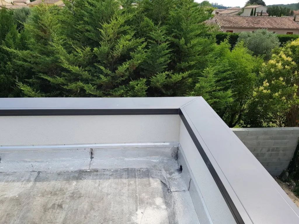 Principes et techniques d'installation de couvertines Principes et techniques d'installation de couvertines