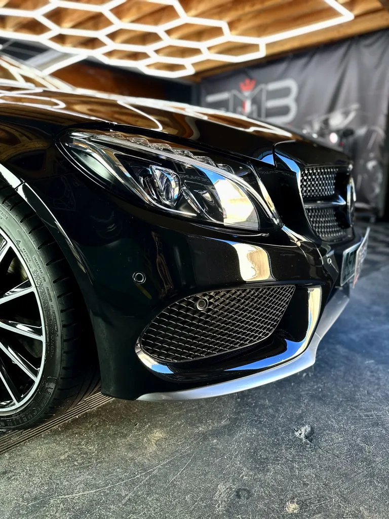 film de protection carrosserie PPF Lyon traitement céramique carrosserie traitement céramique des jantes Mercedes C43 AMG cabriolet 