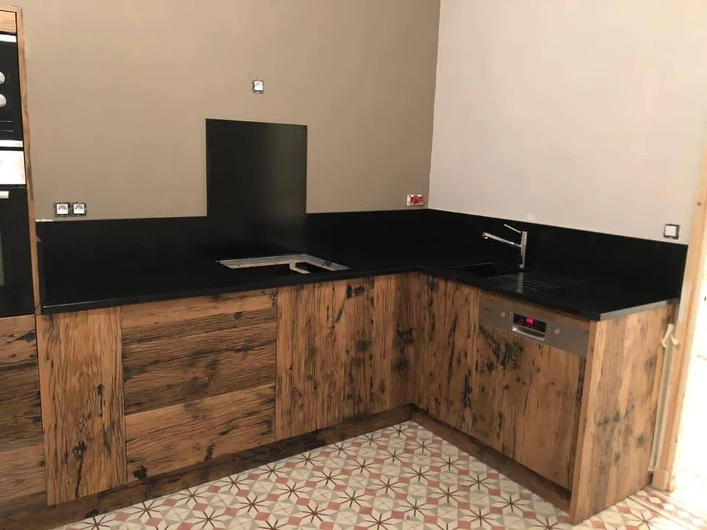 Plans de travail en Granit noir Zimbabwé à Saint Rémy de Provence