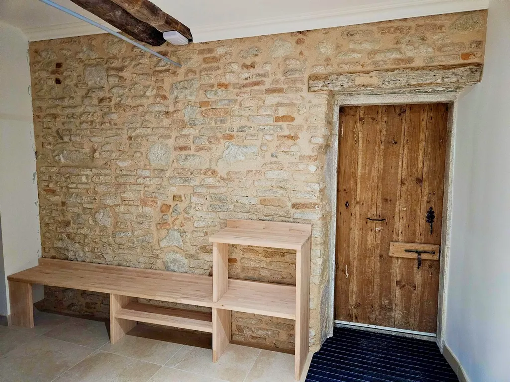 rénovation intérieure artisan pour réalisation d un mur en pierre proche d albi